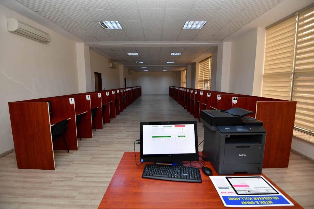 Sınav görevi bekleyen öğretmenlere üzücü haber, o illerde görev yapan öğretmenlere görev verilmeyecek 3