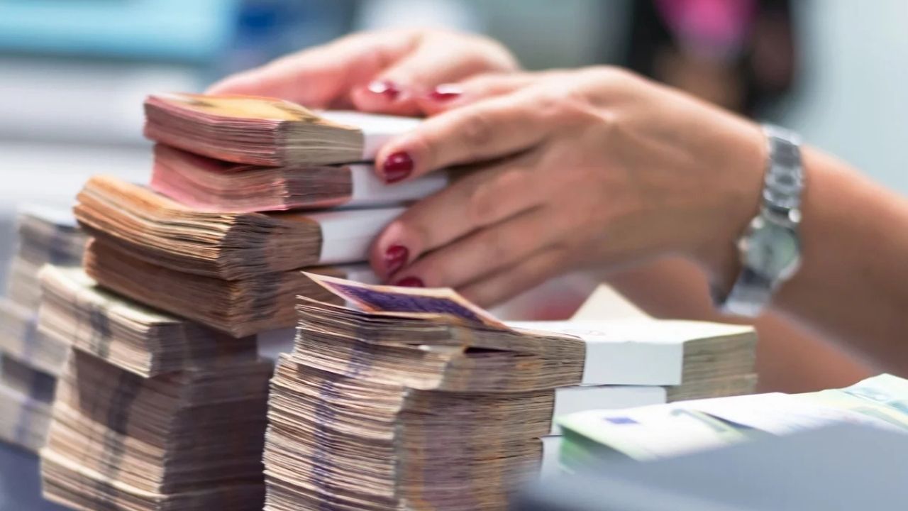 Mevduat faizleri yükseldi! 500 bin TL aylık 19,748 TL kazandırıyor