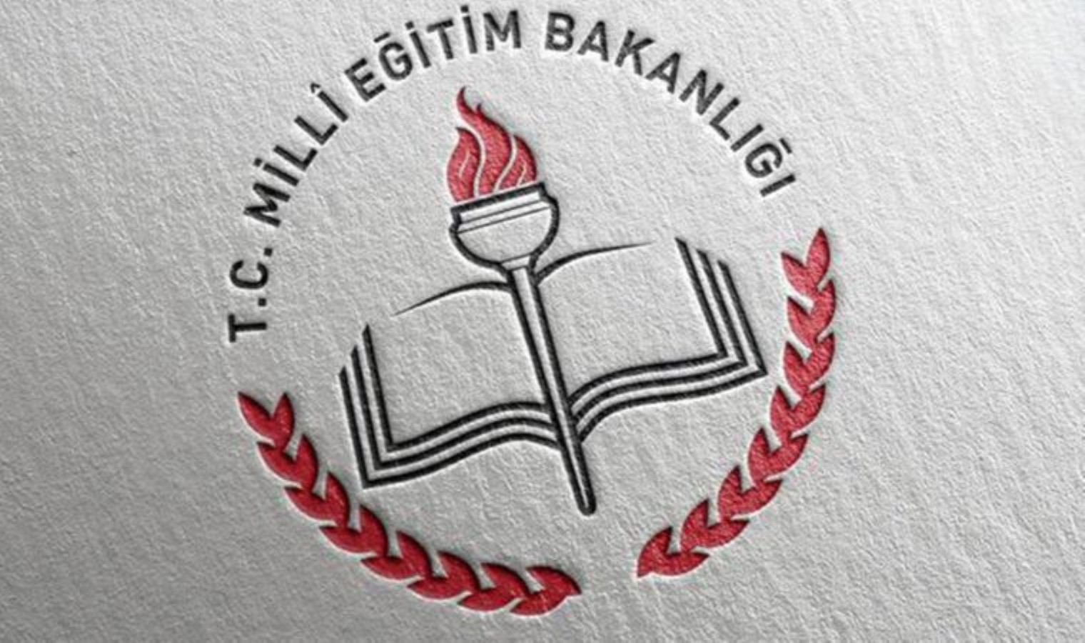Okul Müdürlerinin İstifaları Askıda: “Yönetmelik Engeli” Tartışmaları Alevlendi