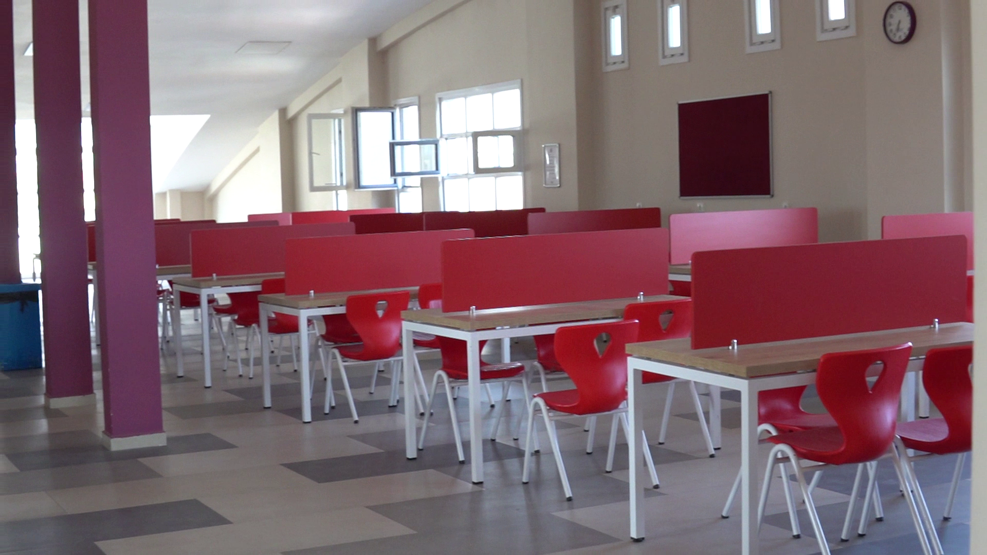 O Fen lisesi öğrenci alımına başladığını duyurdu