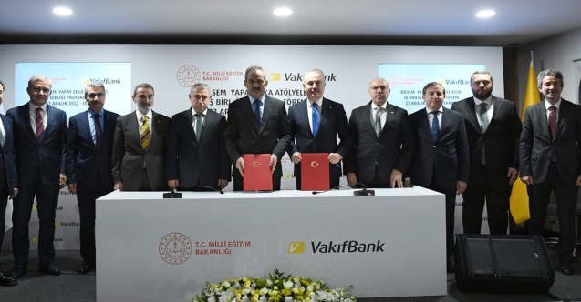 Bakan Özer'den Ücretsiz Yemek ve BİLSEM Açıklaması